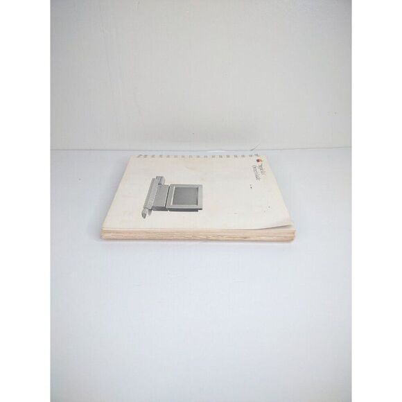 Apple II GS Owner's Guide (1988) 030-1502-A - Picture 14 of 16